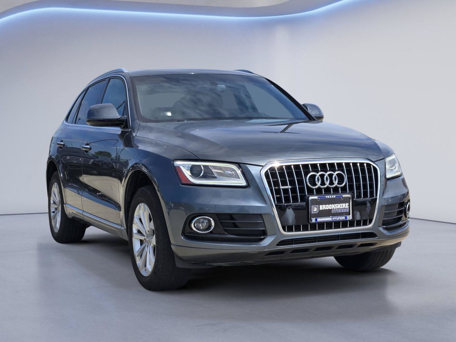 Used 2015 Audi Q5 2.0T Premium Plus w/ Technology Package AWD/4WD image 3