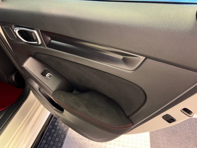 Used 2024 Honda Civic Type R image 13