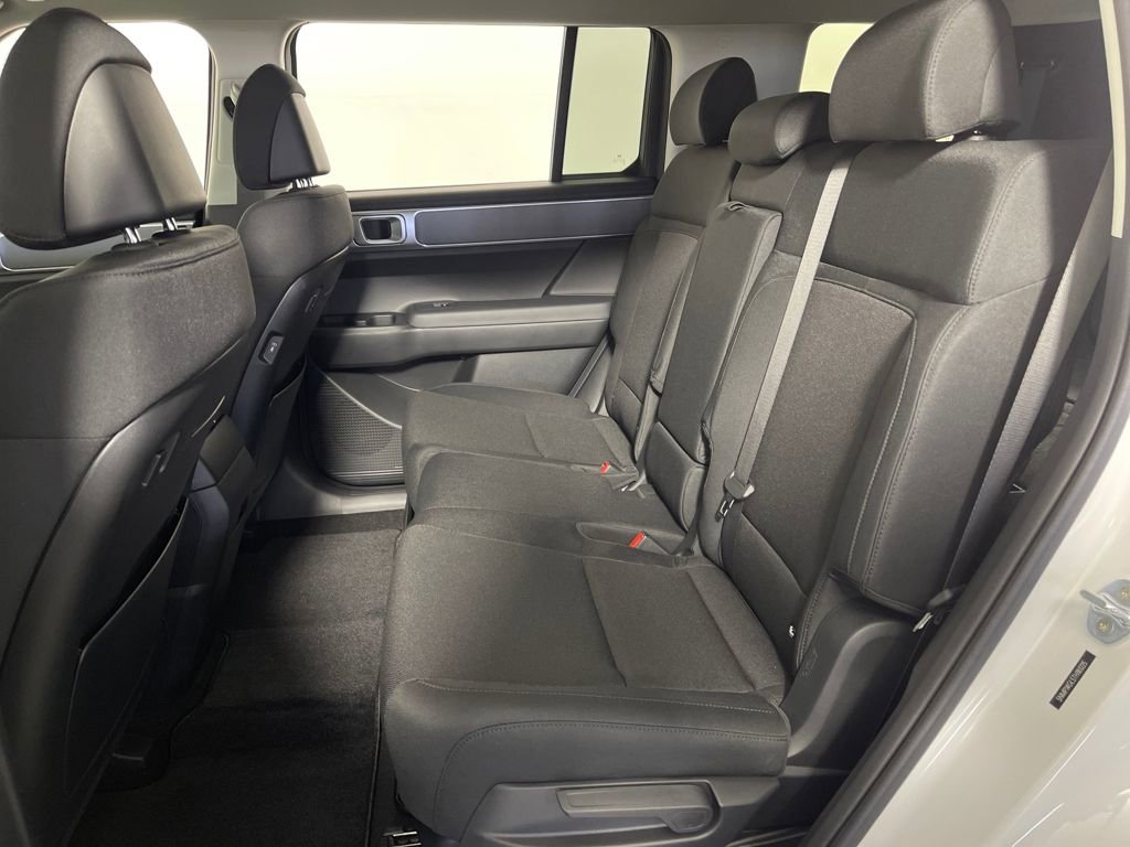 New 2026 Hyundai Santa Fe SE FWD image 13