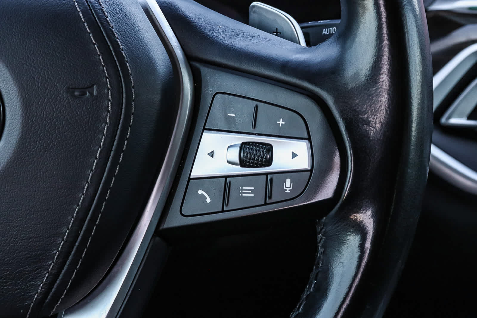 Used 2020 BMW X5 sDrive40i w/ Convenience Package RWD image 23