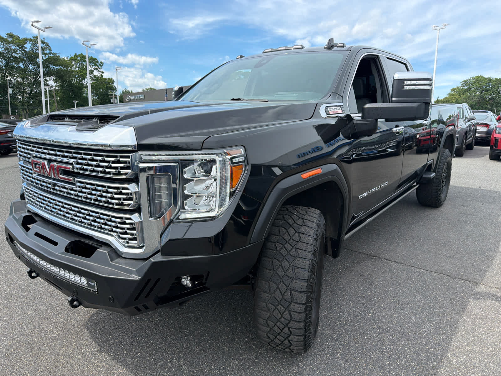 Certified 2023 GMC Sierra 3500 Denali w/ Denali Black Diamond Edition AWD/4WD image 6