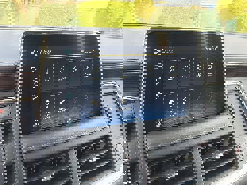 Used 2023 Chevrolet Tahoe LT image 15