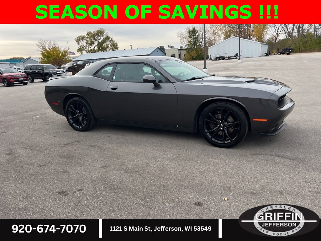 Used 2018 Dodge Challenger SXT Plus image 8