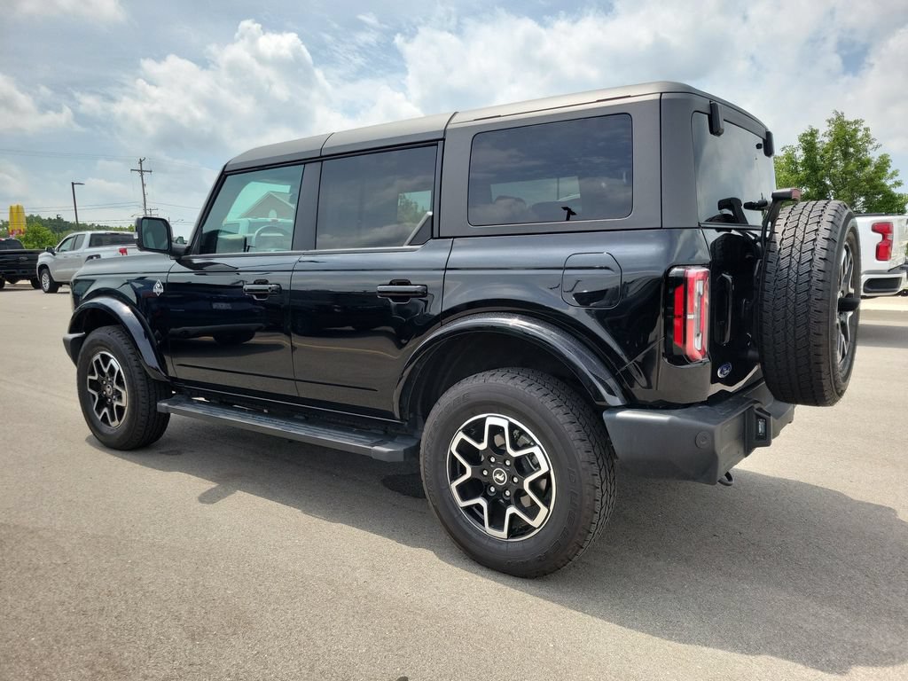 Used 2024 Ford Bronco Outer Banks AWD/4WD image 3