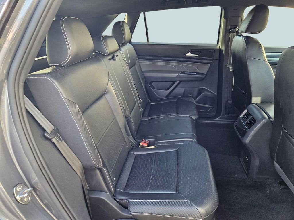 Used 2021 Volkswagen Atlas Cross Sport SEL image 28