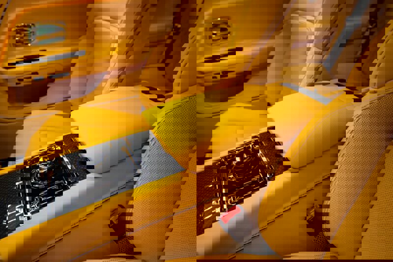 Used 2025 Rolls-Royce Spectre Black Badge w/ Spectre Enhancement Package image 18