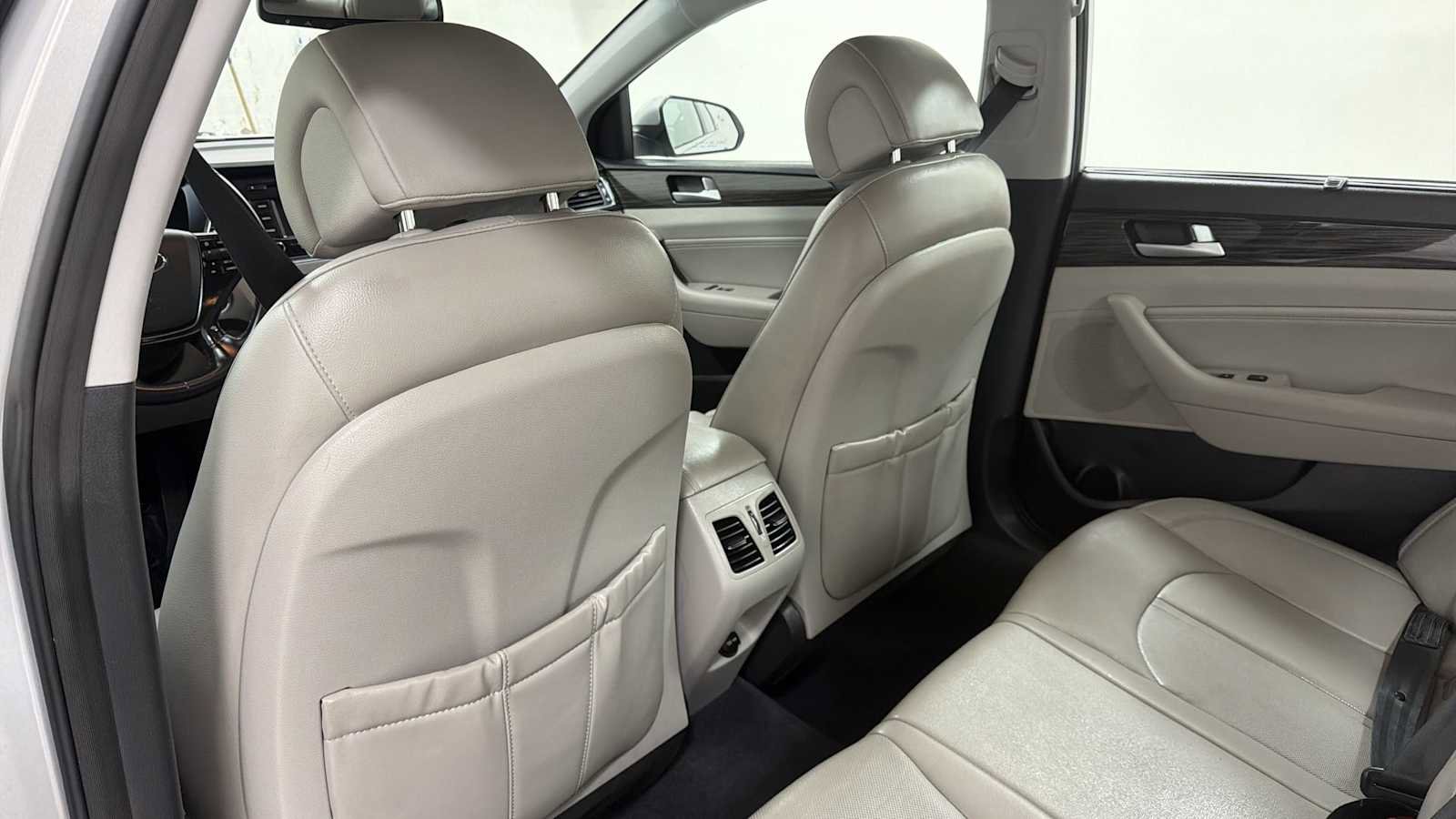 Used 2015 Hyundai Sonata Limited FWD image 24