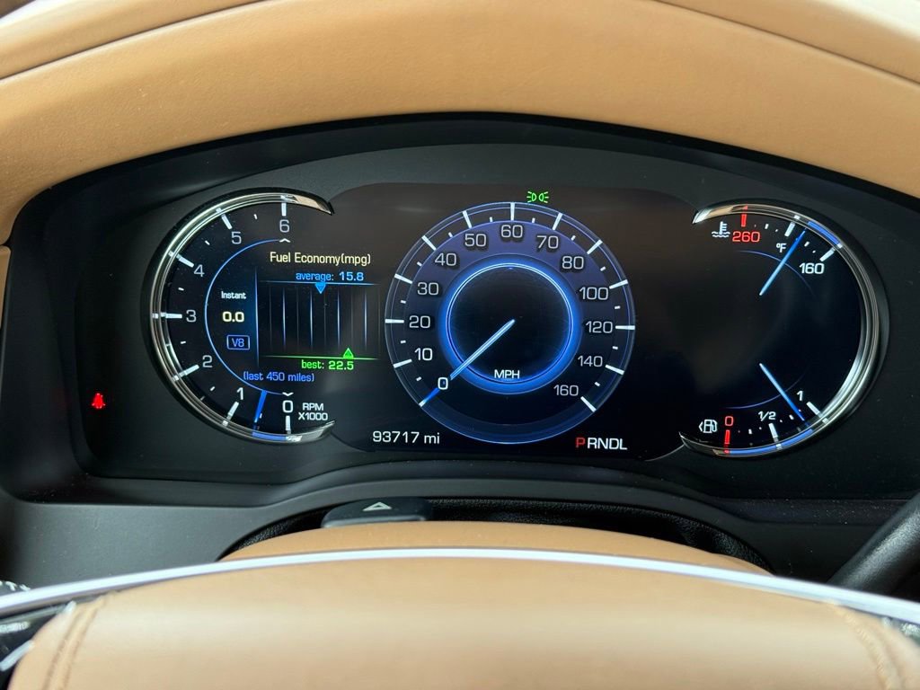 Used 2017 Cadillac Escalade ESV Platinum RWD image 16