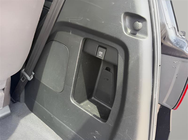 Used 2018 Honda Odyssey Elite image 43