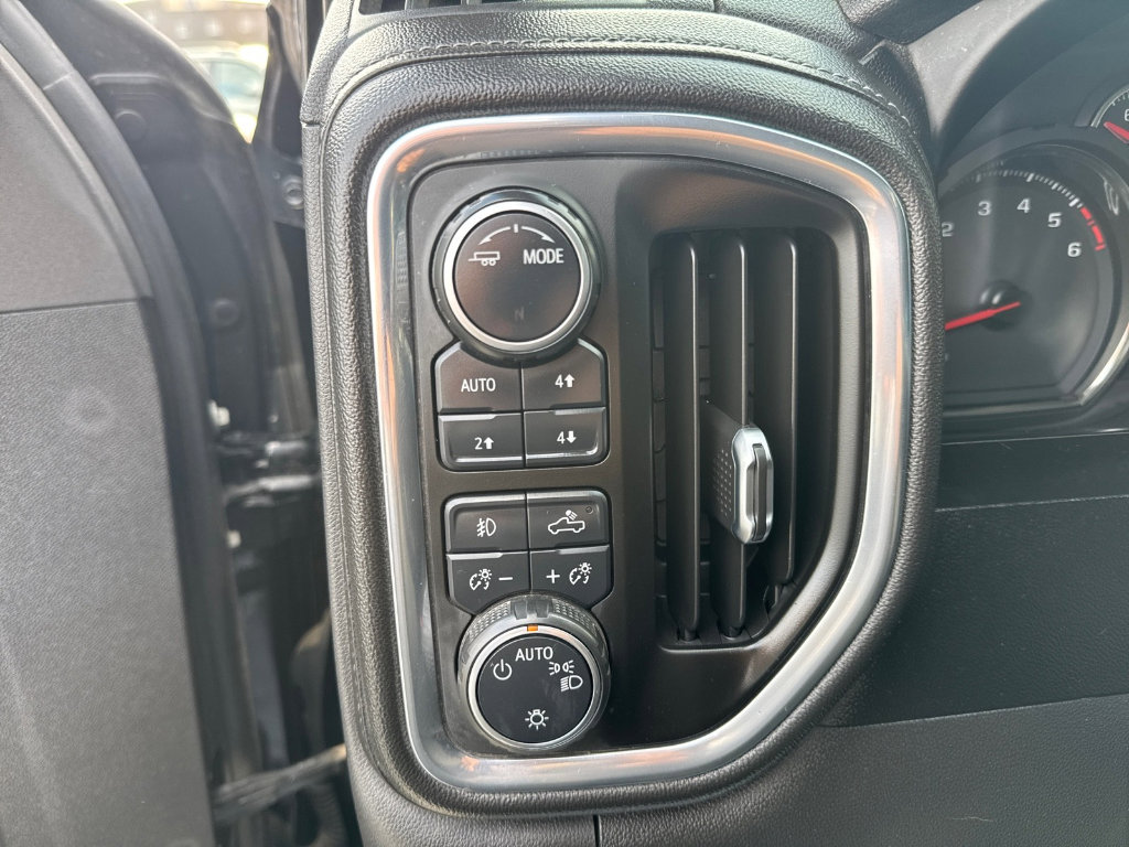 Used 2020 Chevrolet Silverado 1500 RST w/ All-Star Edition AWD/4WD image 39