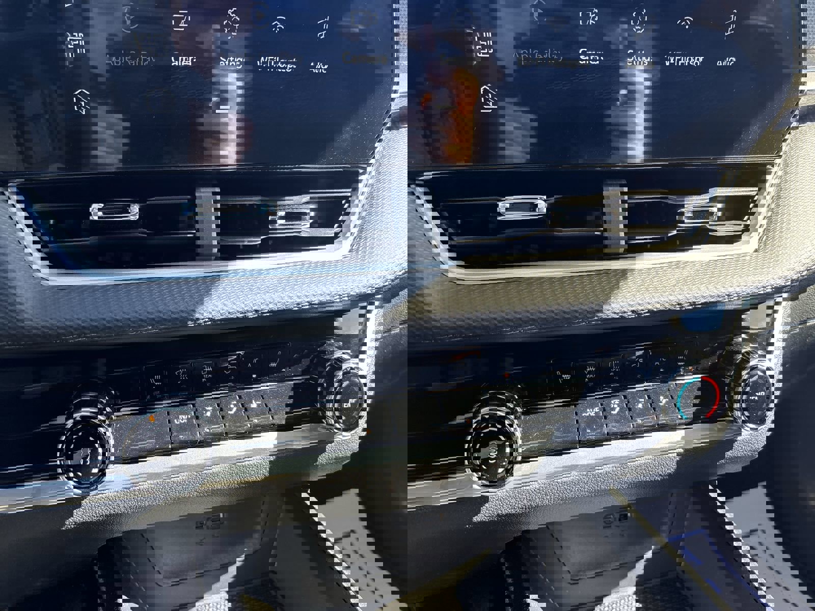 New 2026 Chevrolet Equinox LT image 21