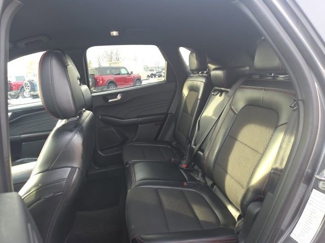 Certified 2024 Ford Escape ST-Line w/ Cold Weather Package image 19