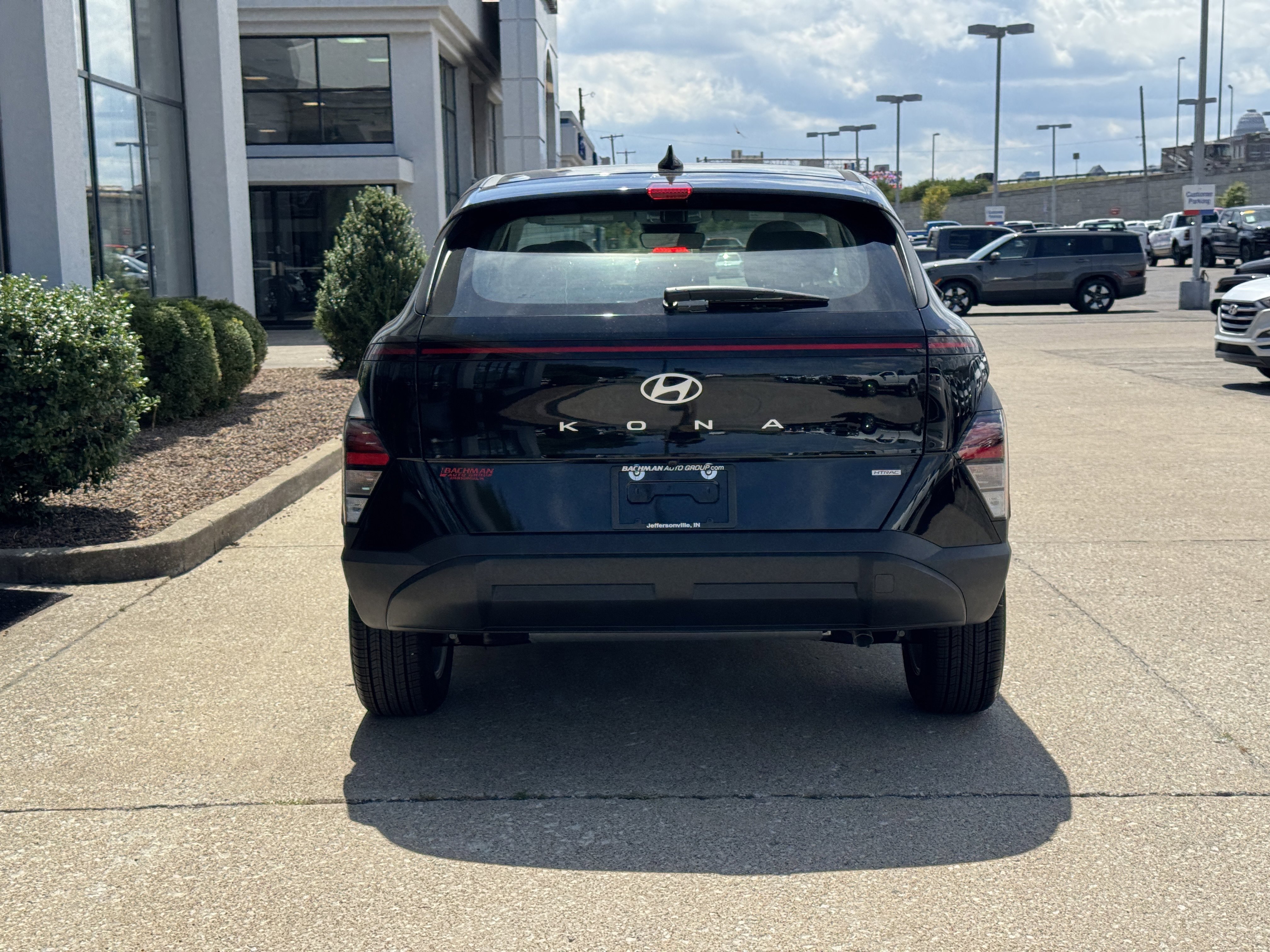 New 2026 Hyundai Kona SE image 6