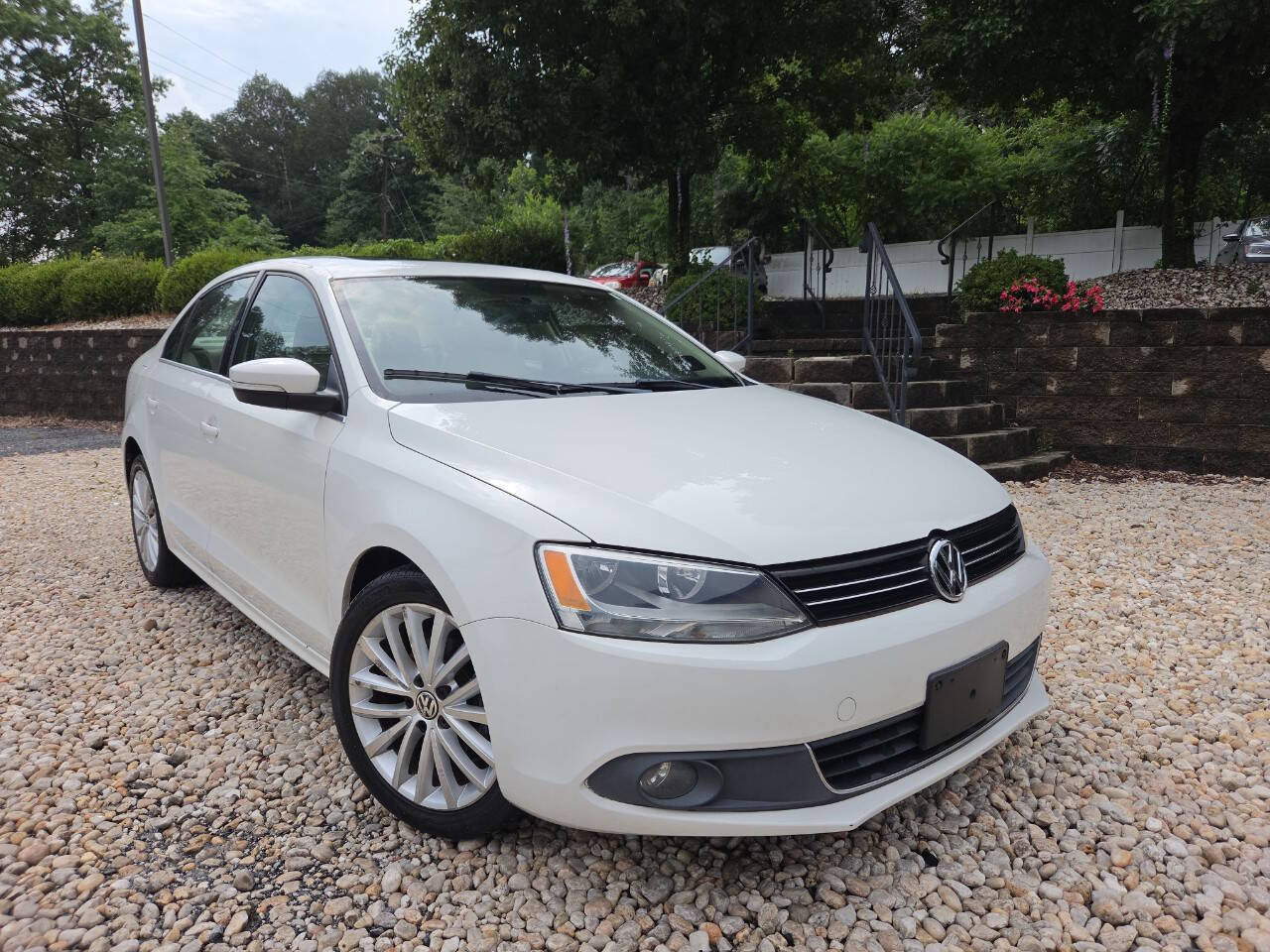 Used 2012 Volkswagen Jetta SEL FWD image 30