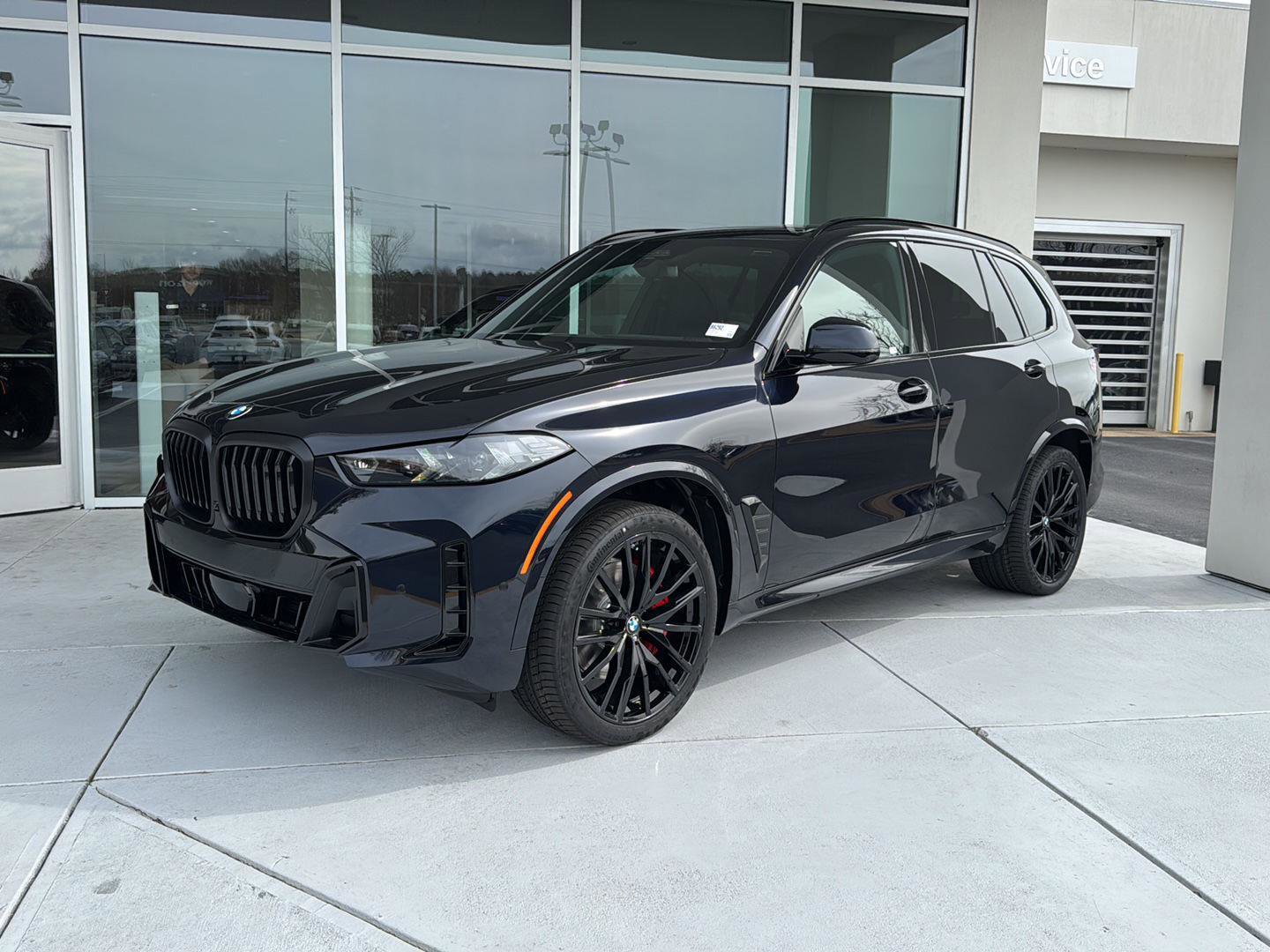 New 2026 BMW X5 xDrive40i w/ Executive Package