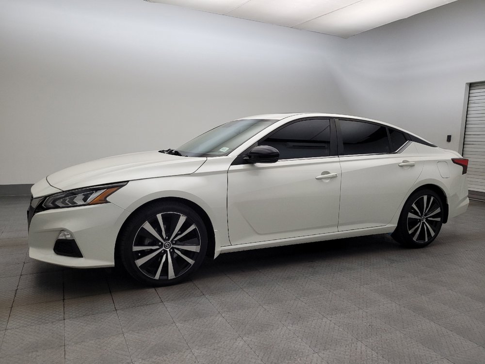 Used 2019 Nissan Altima 2.5 SR w/ SR Premium Package image 2