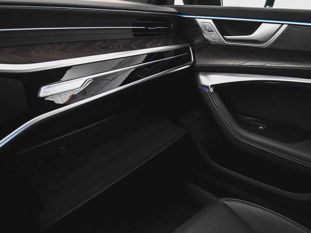 Used 2023 Audi A7 3.0T Premium Plus w/ Premium Plus image 17