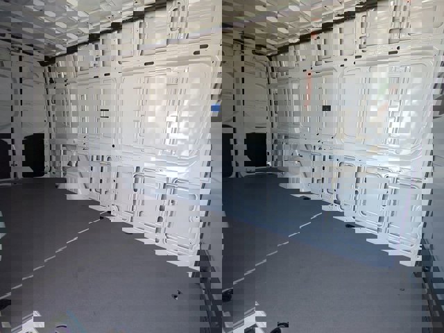 Used 2026 Mercedes-Benz Sprinter 2500 image 14