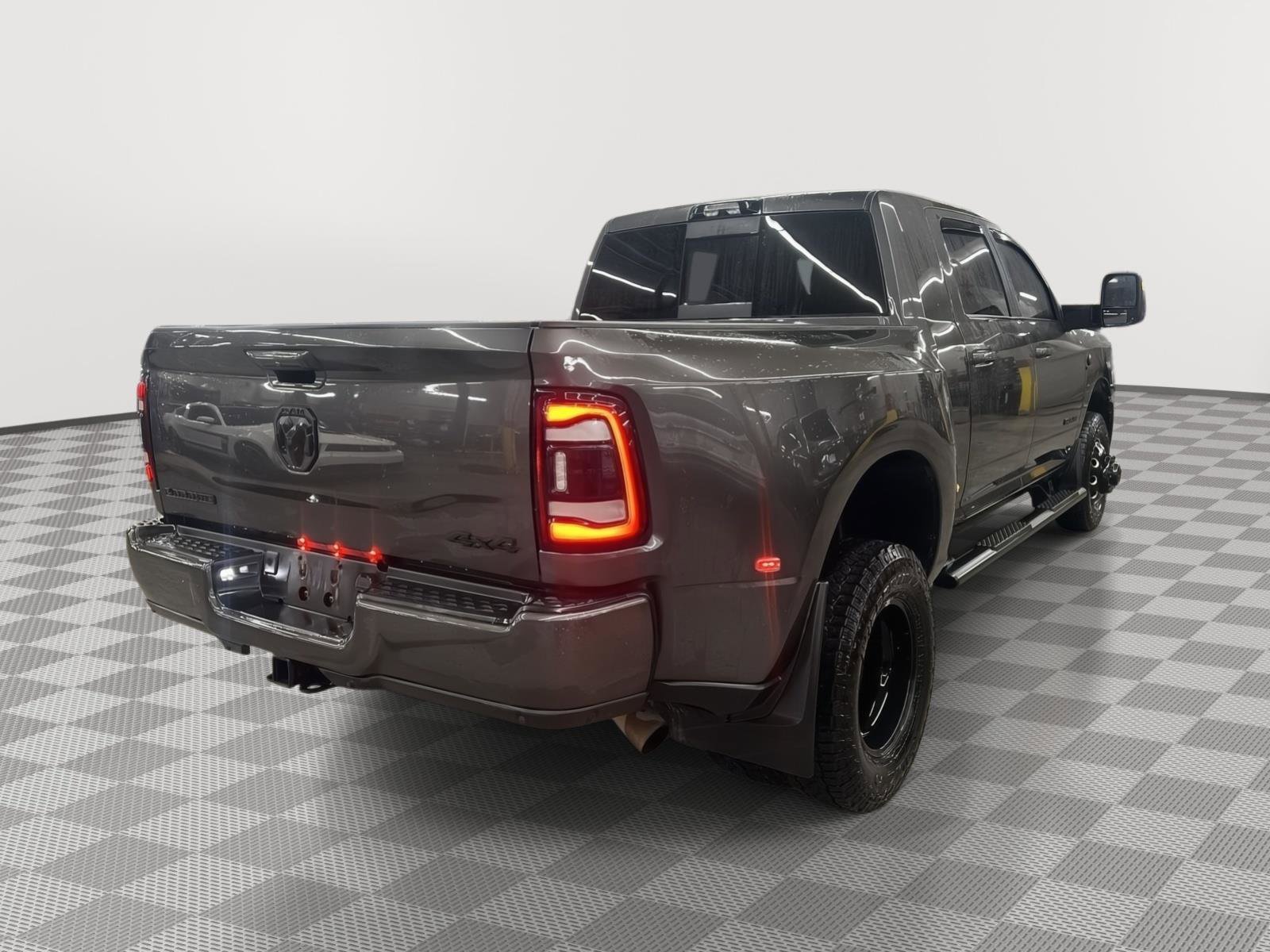 Used 2024 RAM 3500 Laramie w/ Night Edition image 6