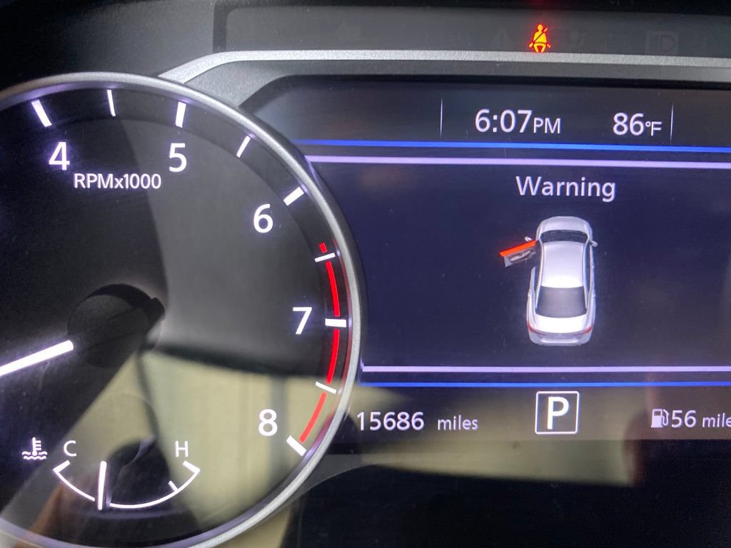 Used 2025 Nissan Sentra SV w/ All-Weather Package FWD image 2