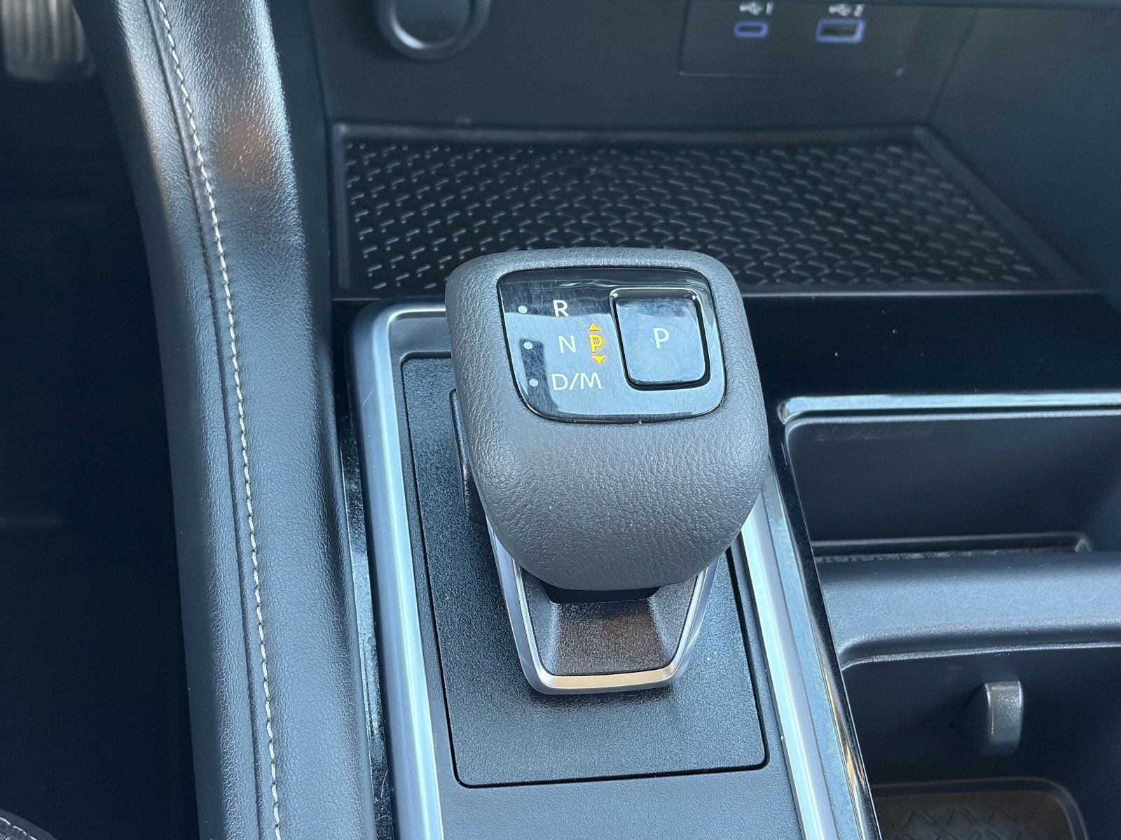 Used 2023 Nissan Pathfinder SV image 31