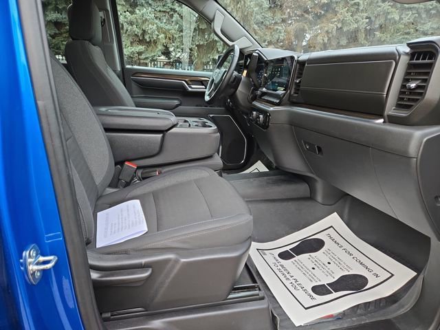 Used 2024 Chevrolet Silverado 1500 LT Trail Boss image 36