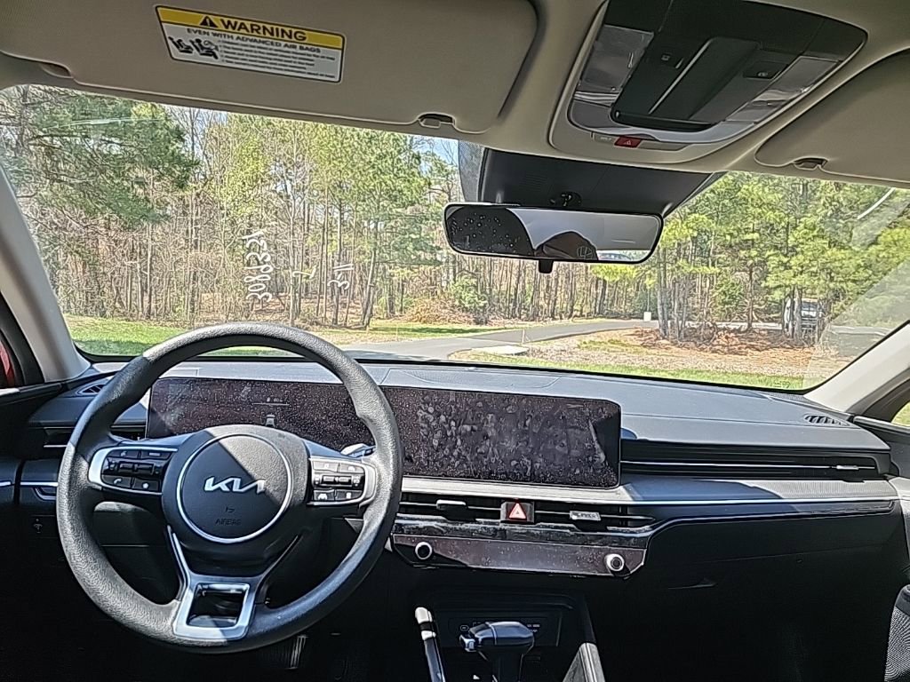 Used 2025 Kia K5 LXS image 11