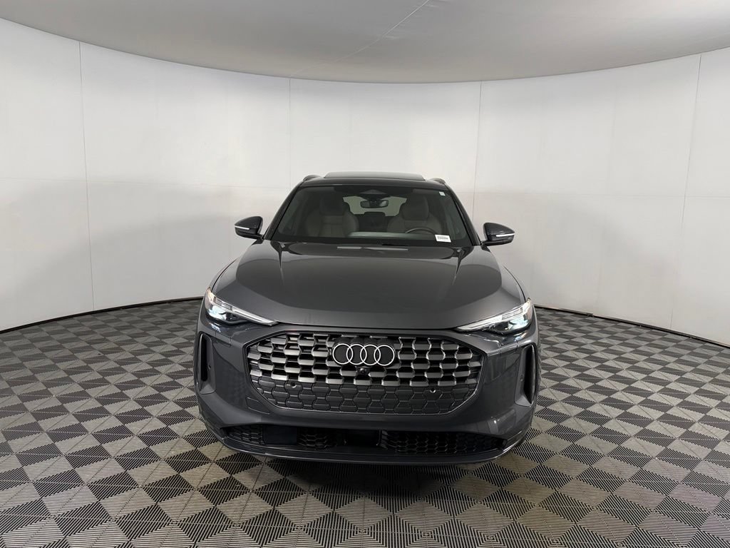 Used 2025 Audi Q5 Premium Plus w/ Premium Plus AWD/4WD video 3