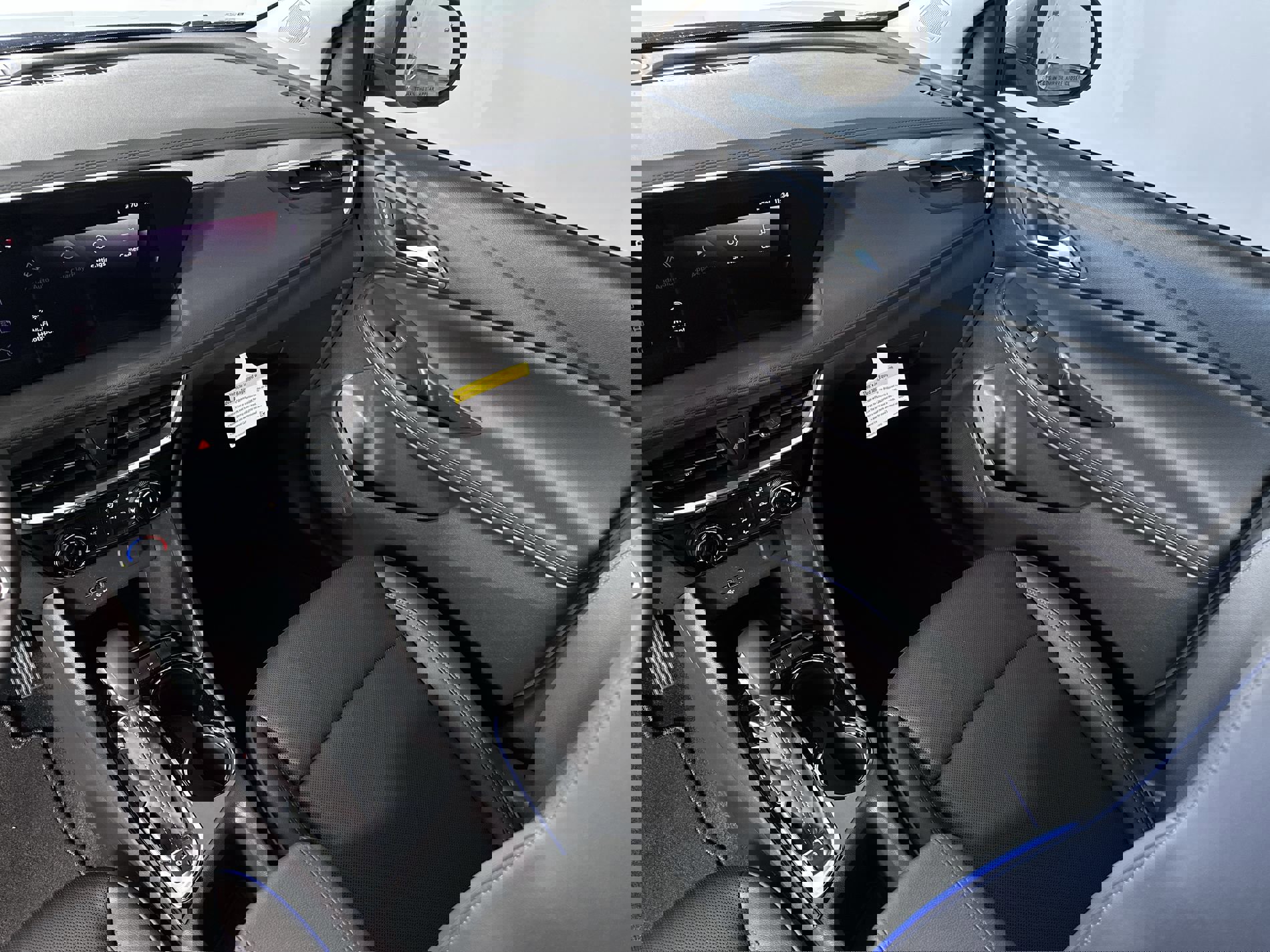 Used 2025 Buick Encore GX Sport Touring w/ Advanced Technology Package image 72