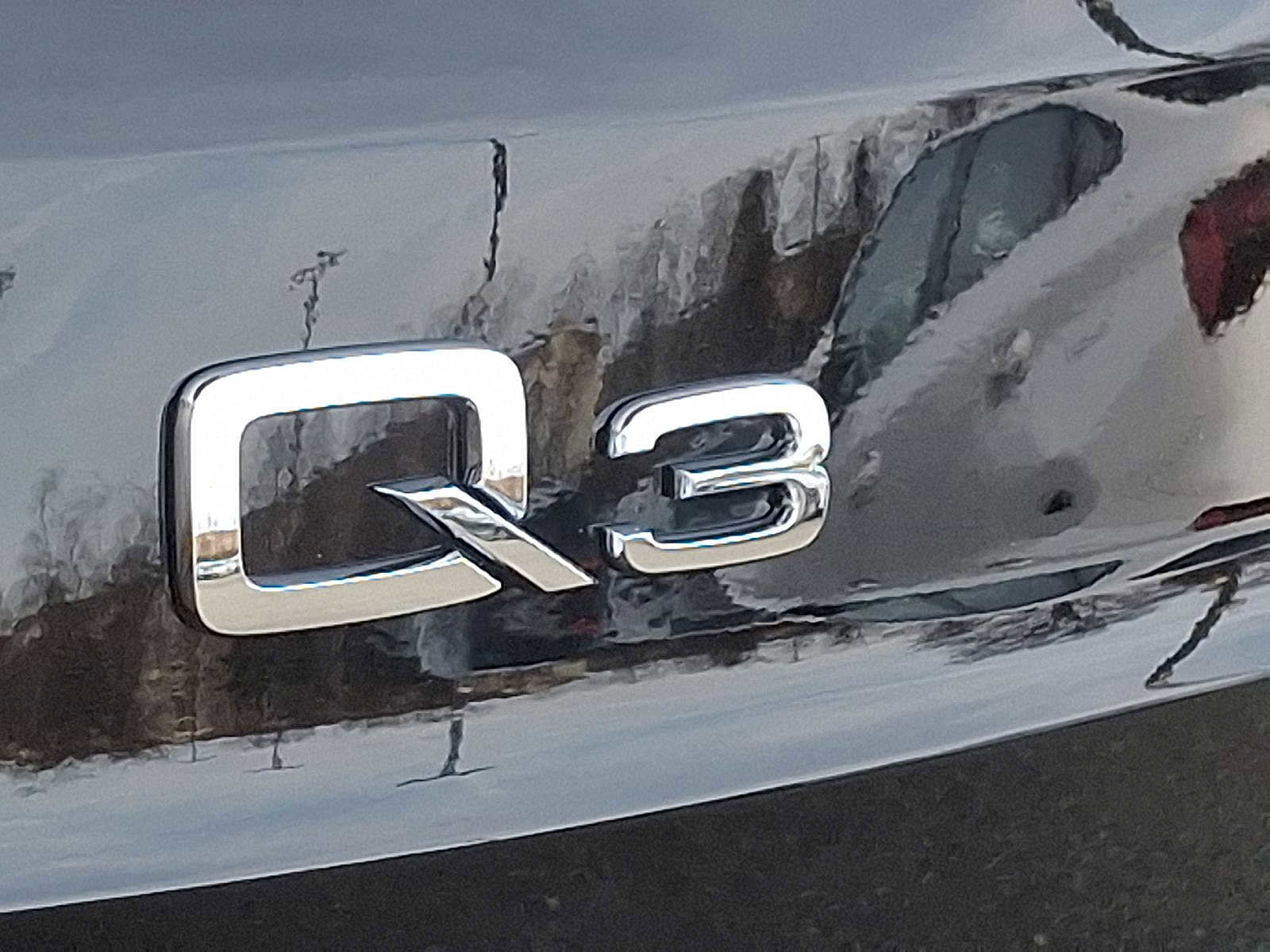 New 2025 Audi Q3 2.0T Premium image 18