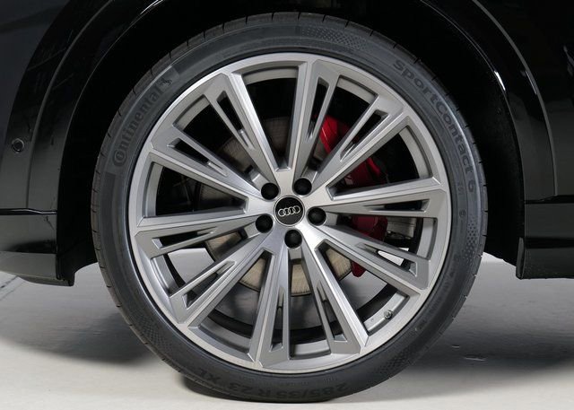 New 2026 Audi Q8 Prestige image 32