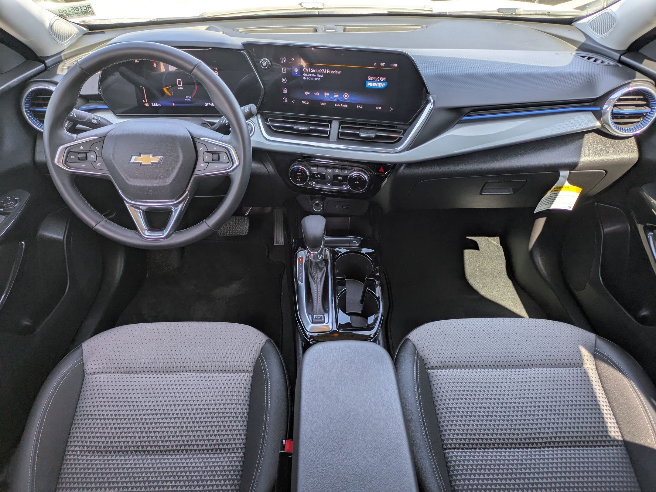 Used 2024 Chevrolet Trax LT w/ Driver Confidence Package image 14