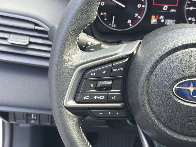 Used 2025 Subaru Outback Premium AWD/4WD image 24