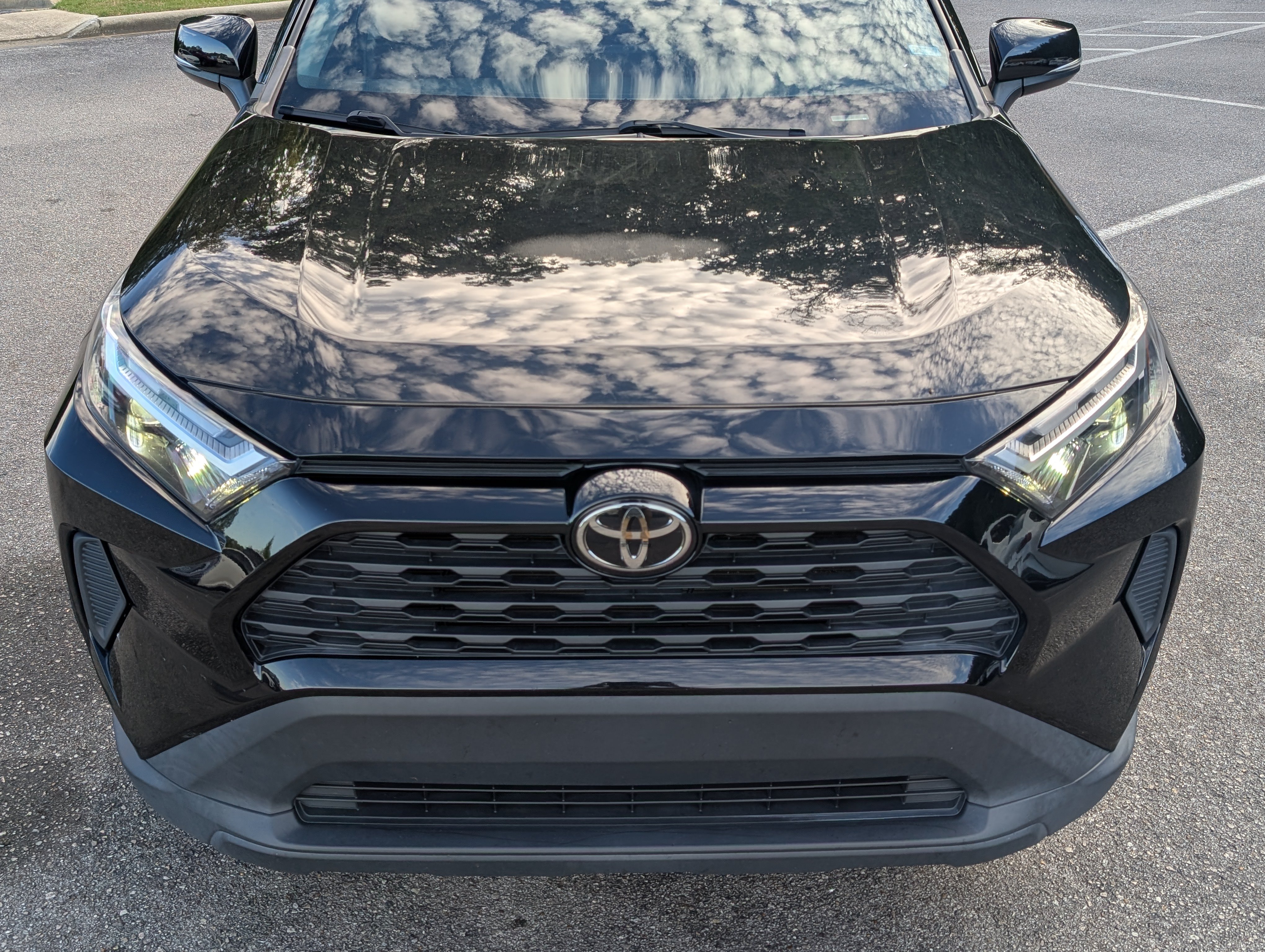 Used 2024 Toyota RAV4 XLE w/ Convenience Package AWD/4WD image 12