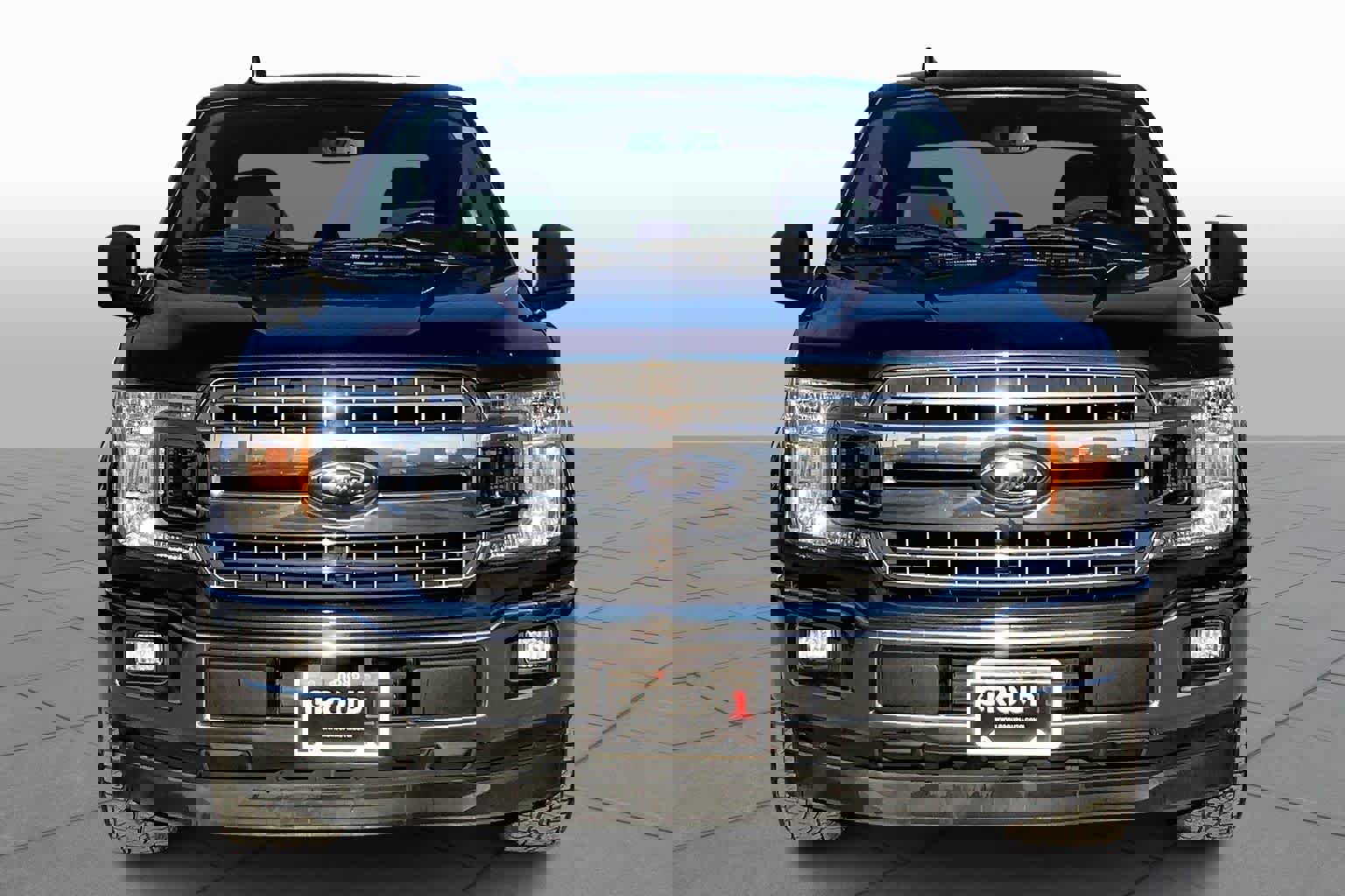 Used 2018 Ford F150 XLT w/ Equipment Group 302A Luxury image 4