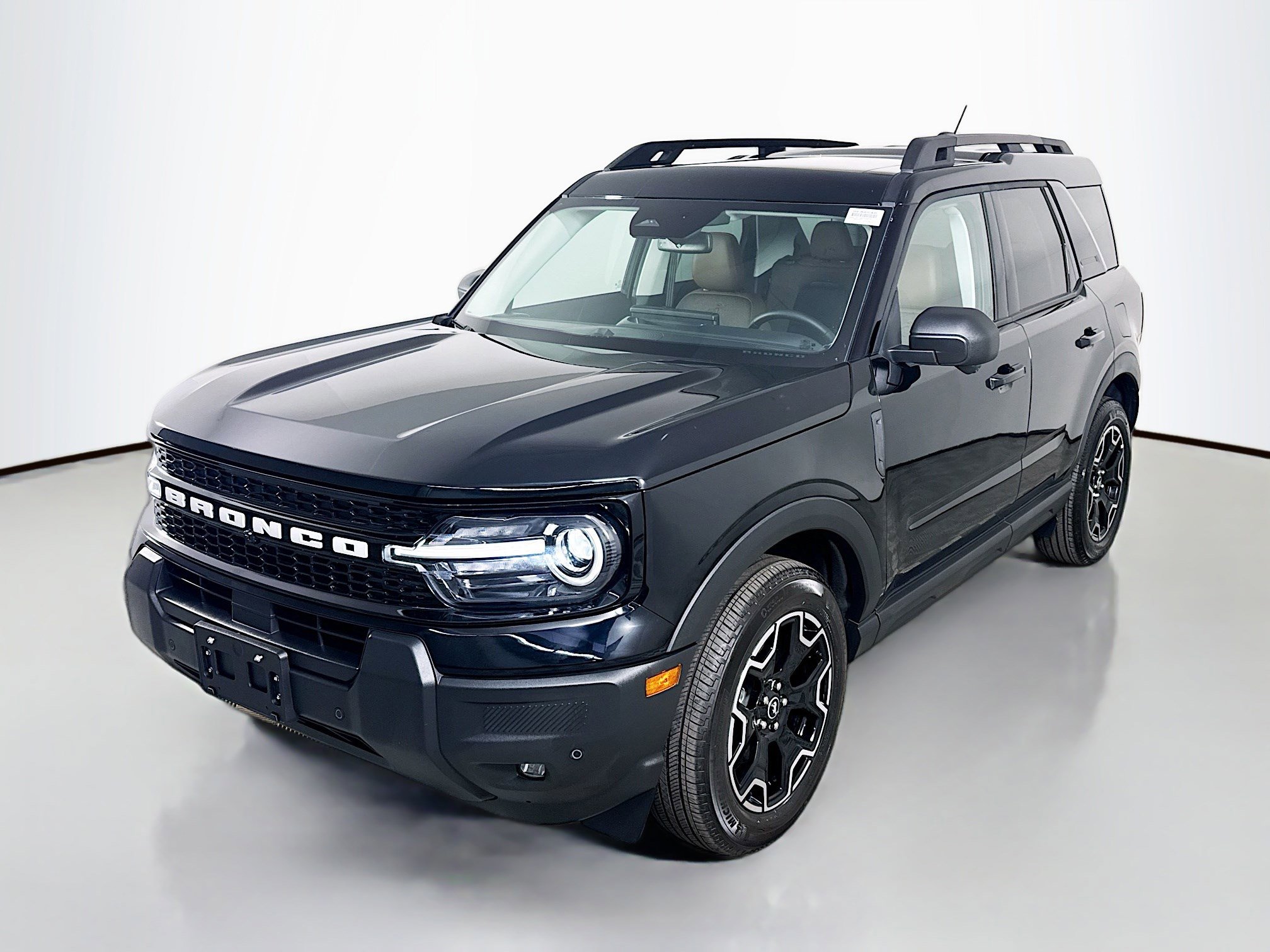 Used 2025 Ford Bronco Sport Outer Banks w/ Outer Banks Tech Package+ AWD/4WD image 4