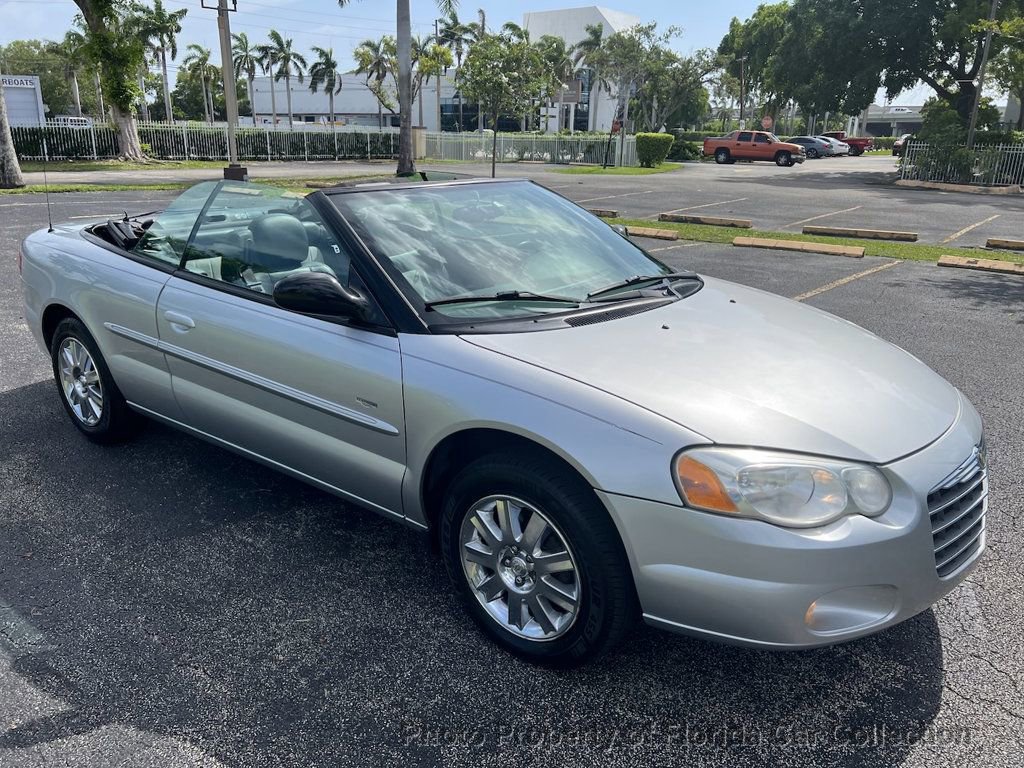 Used 2004 Chrysler Sebring LXi image 2