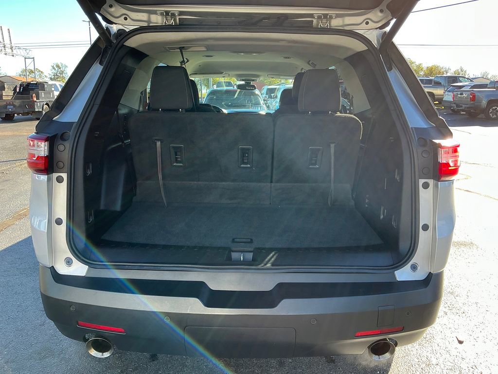Used 2020 Chevrolet Traverse LT image 28