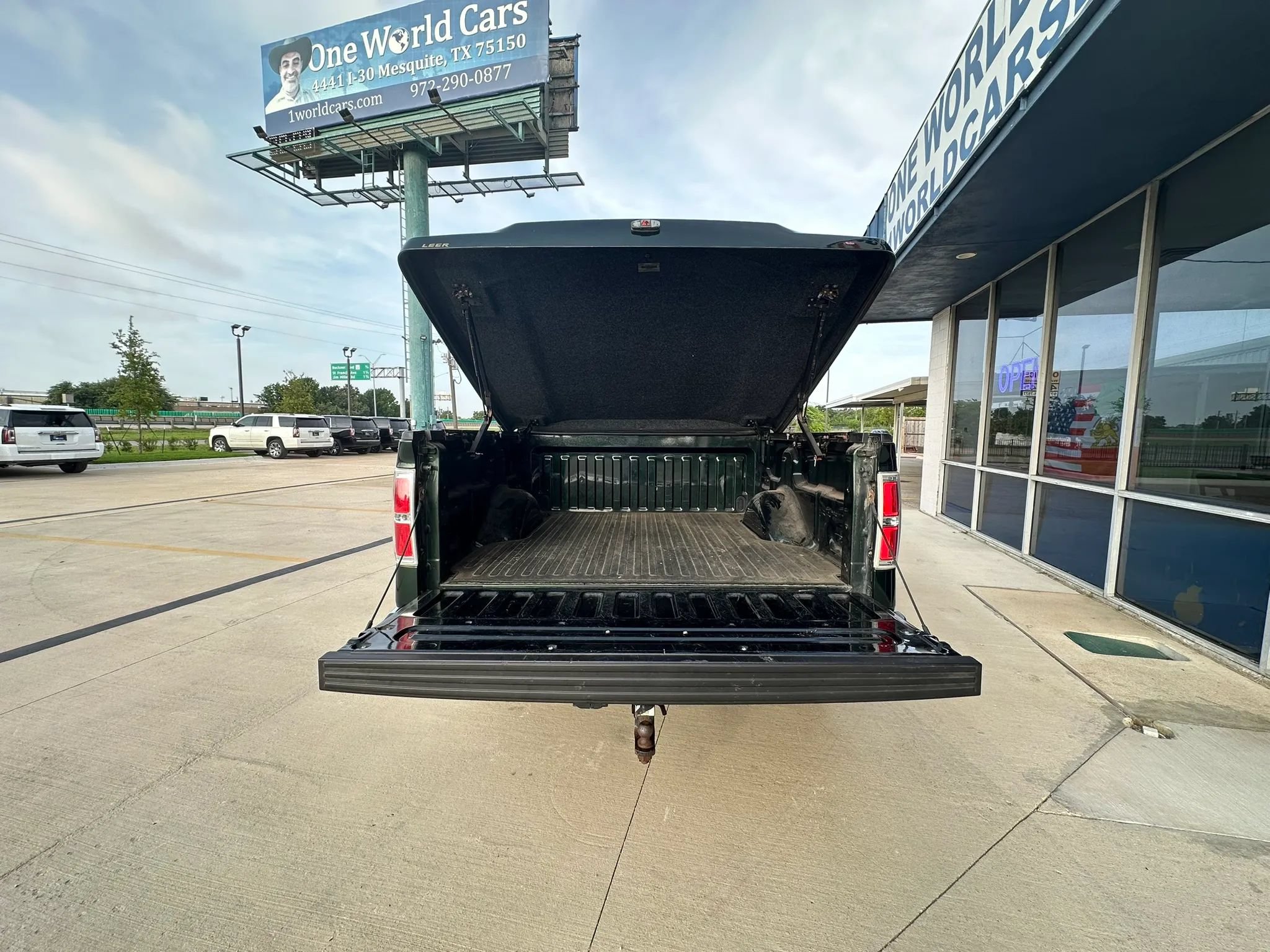 Used 2012 Ford F150 XLT w/ XLT Chrome Pkg AWD/4WD image 9