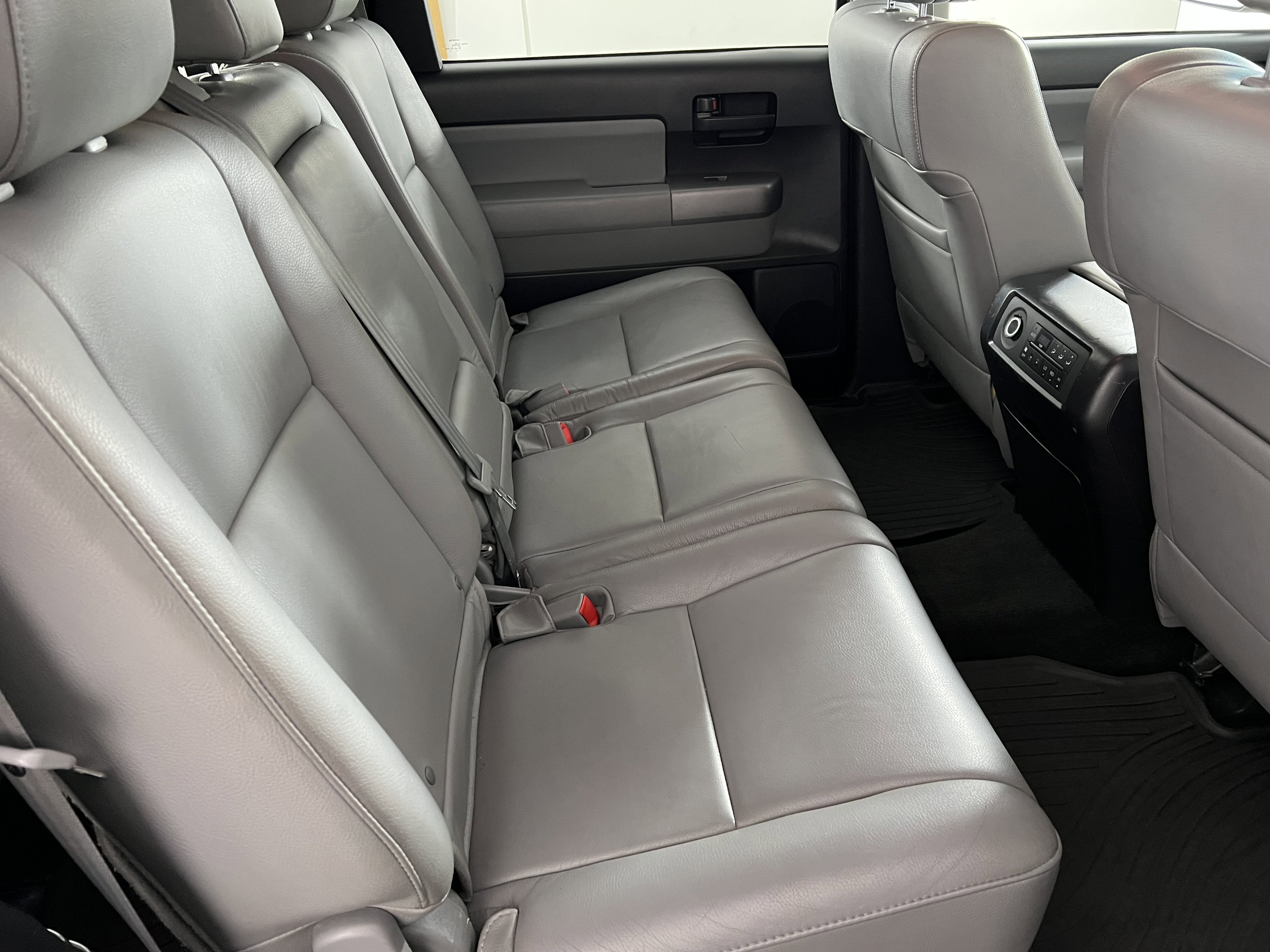 Used 2014 Toyota Sequoia SR5 w/ Premium Package AWD/4WD image 25