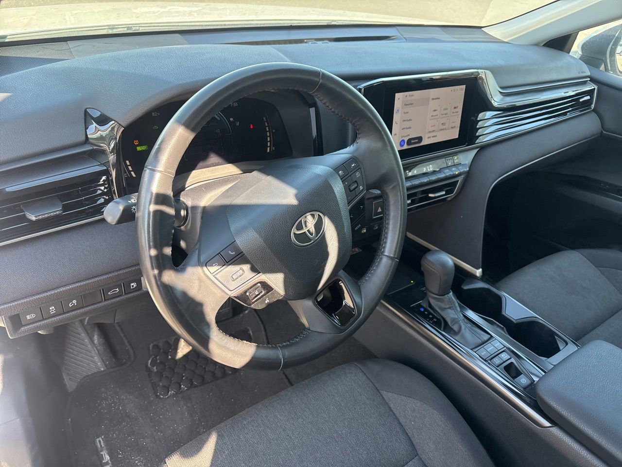 Used 2025 Toyota Camry LE w/ Convenience Package AWD/4WD image 4