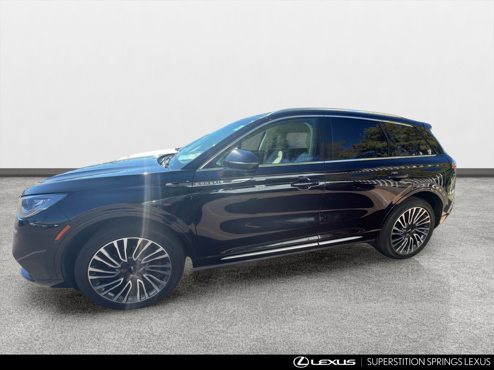 Used 2022 Lincoln Corsair Reserve w/ Equipment Group 201A AWD/4WD image 7