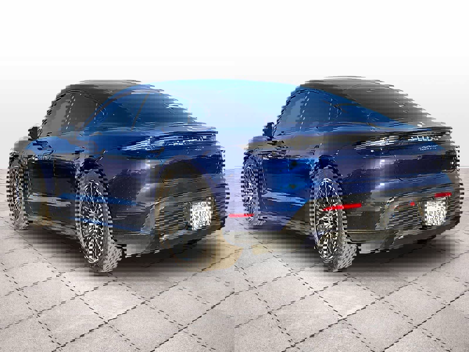 Used 2020 Porsche Taycan Turbo image 12