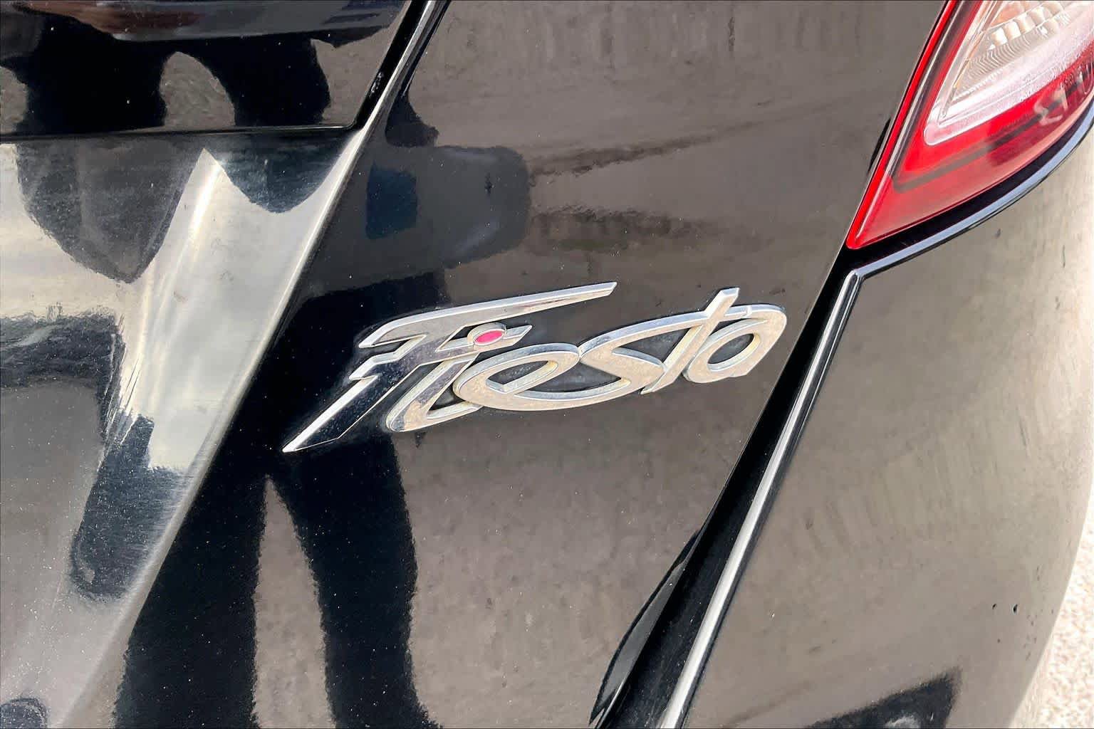 Used 2016 Ford Fiesta SE FWD image 10