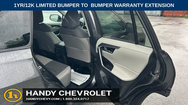 Used 2025 Toyota RAV4 XLE AWD/4WD image 41