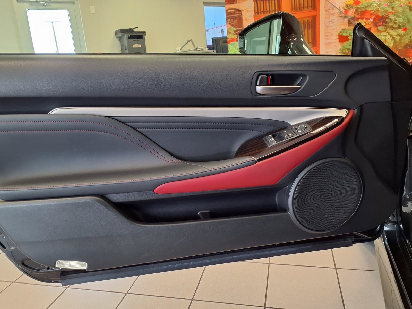 Used 2023 Lexus RC 300 RWD image 19