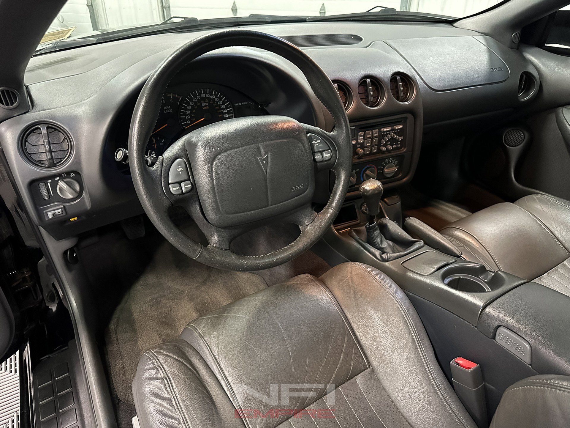 Used 1999 Pontiac Firebird Formula w/ Security Pkg RWD image 23