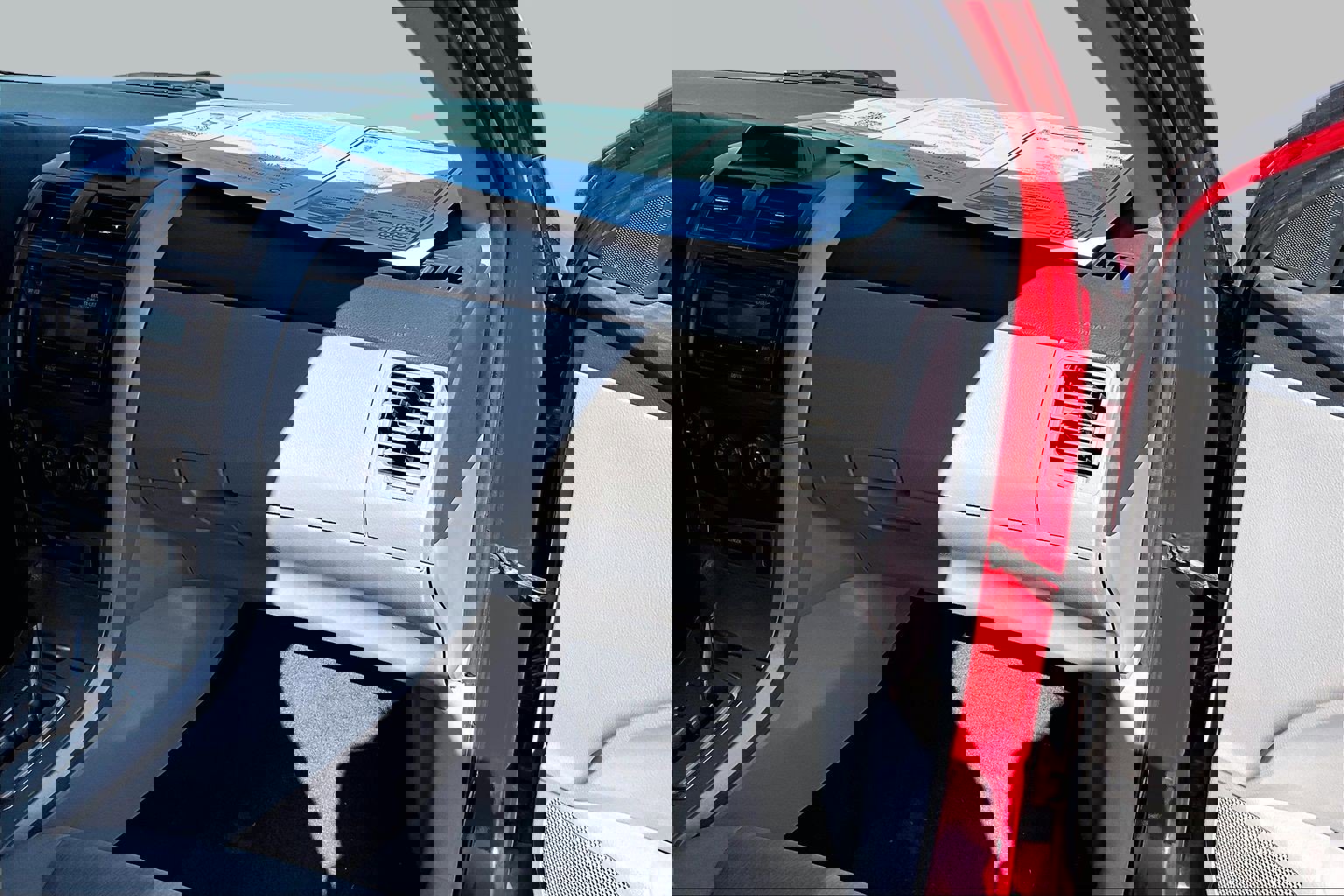 Used 2012 Toyota Corolla LE image 10