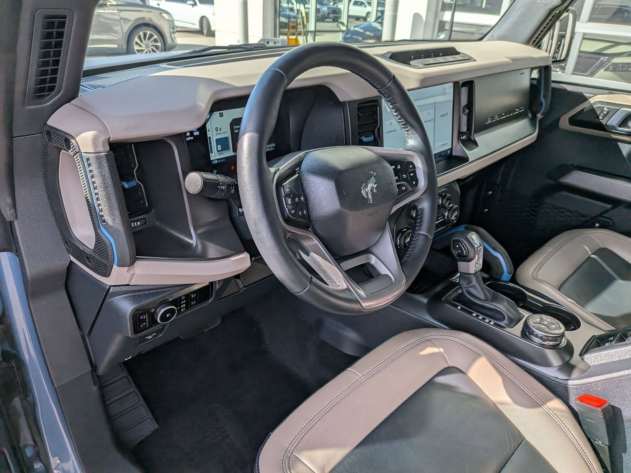 Used 2023 Ford Bronco Wildtrak image 17