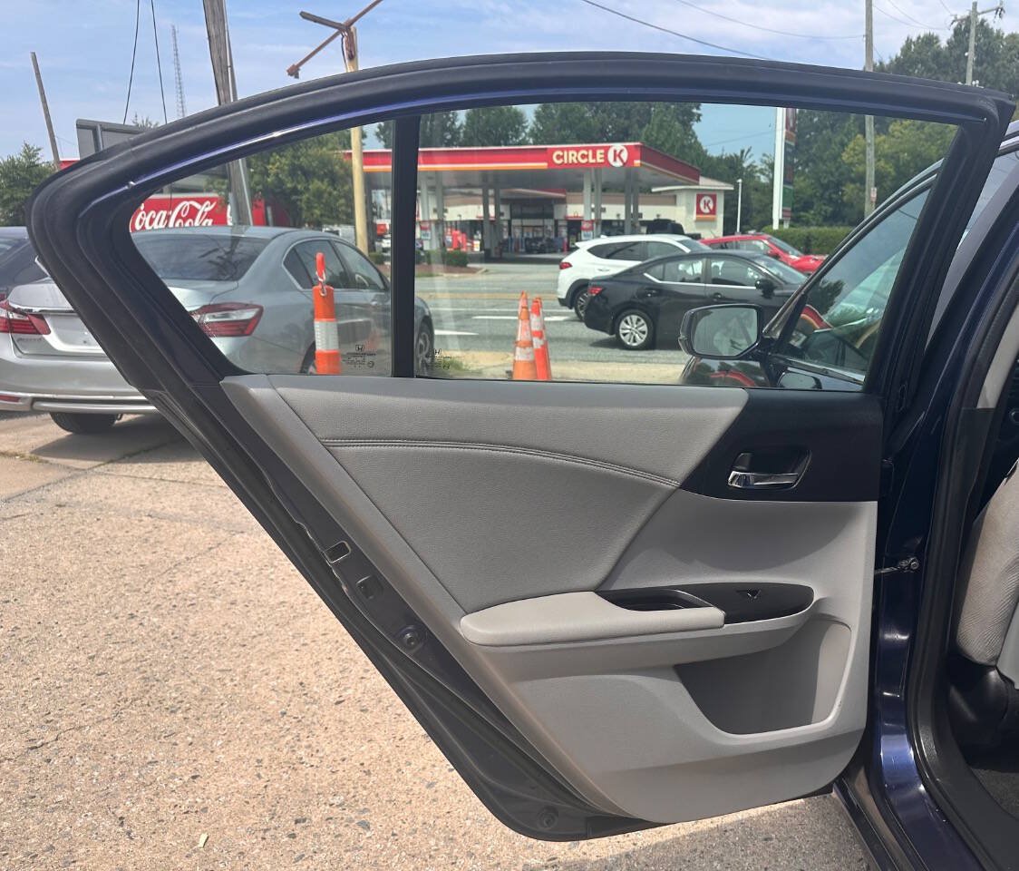 Used 2013 Honda Accord EX image 11
